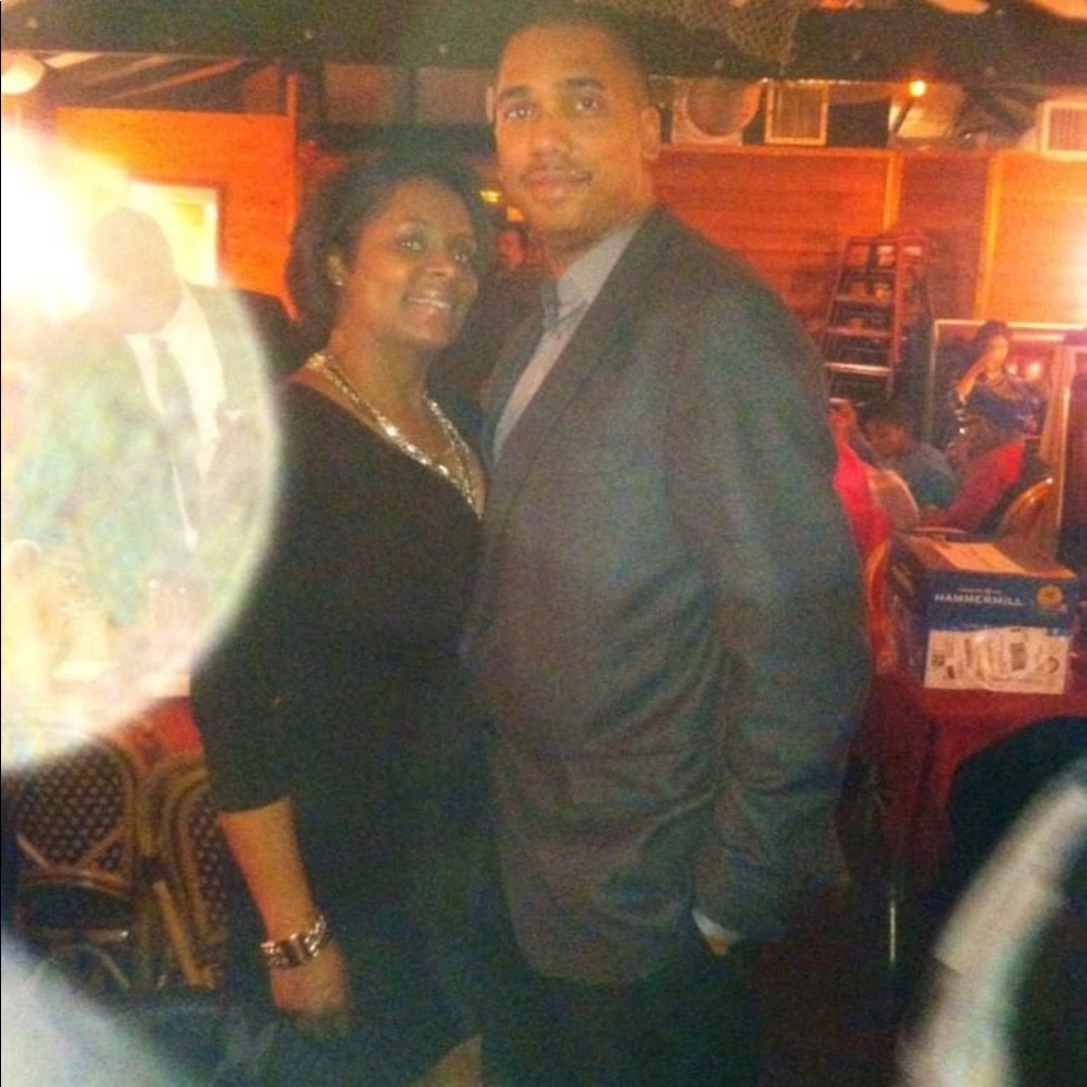 Dress - Picture 2 of 2